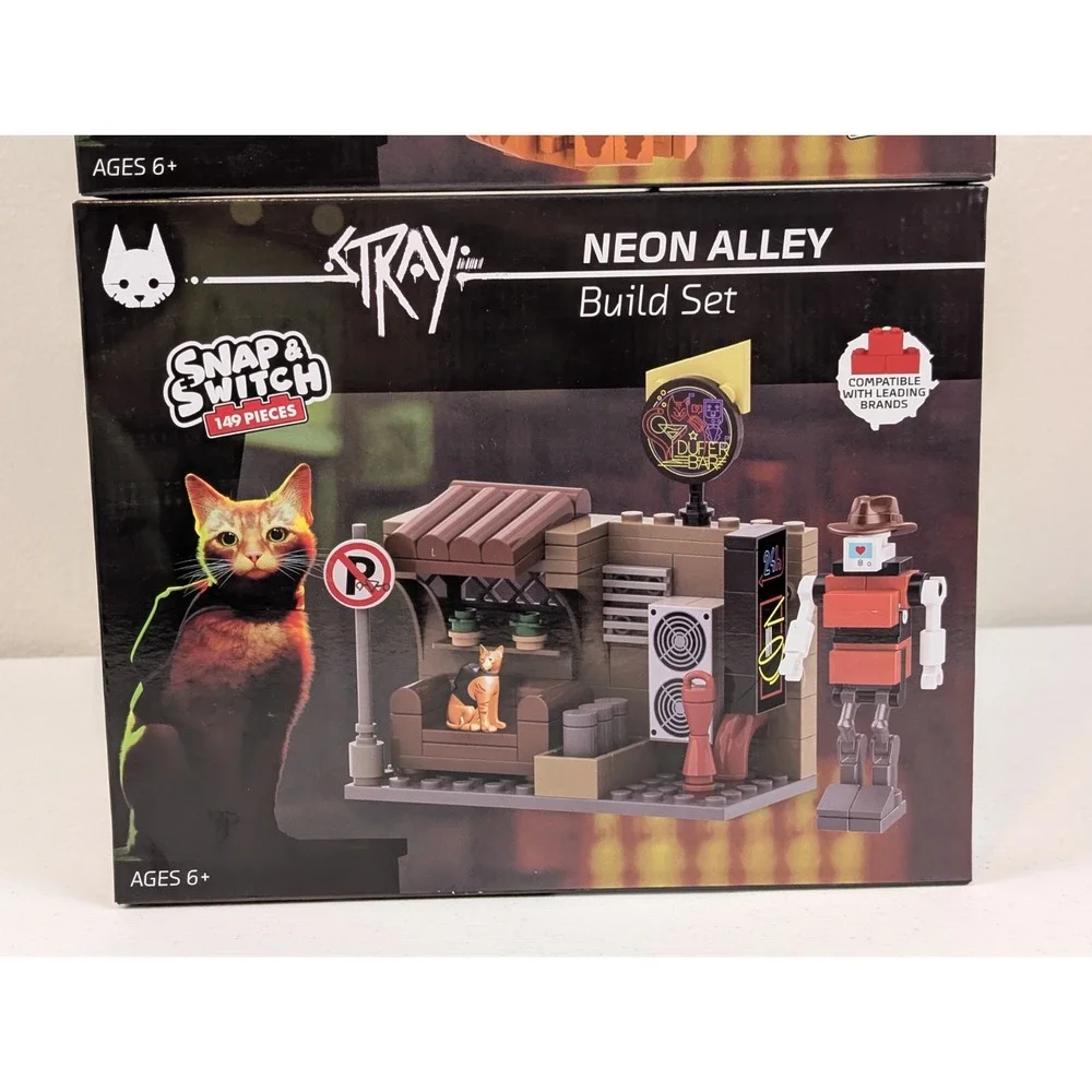 STRAY: NEON ALLEY & BLOCK HEAD Snap & Switch Construction Block Sets Lot 304 Pcs